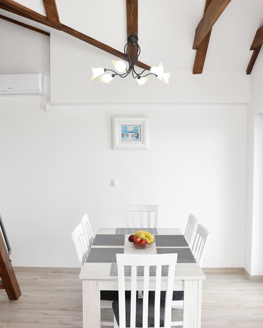 about us apartment niko